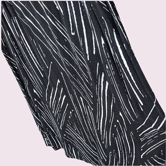 Merona Black & White Scoop Neck Spaghetti Strap Maxi Dress size M - Picture 4 of 6